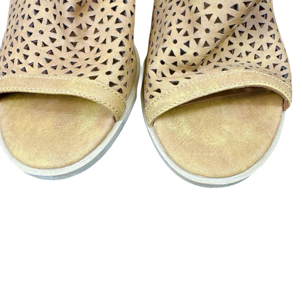 Universal Thread Milliana slingback cut-out bootie sandal tan heel Target EUC -7 - Picture 10 of 16